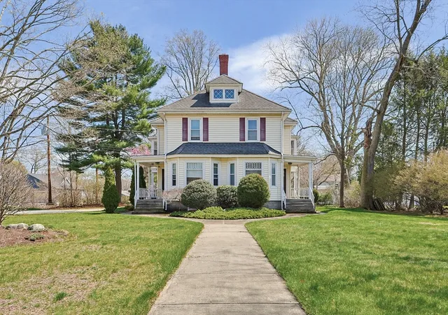1st image of 319 Central Ave, Seekonk, MA 02771 | MLS# 73505445
