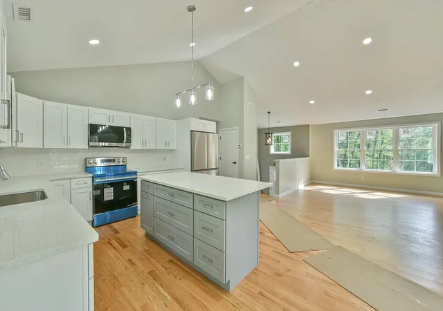 Homes for sale in Charlton, MA | 86 Ramshorn Road, Charlton, MA 01507 | MLS# 73547759