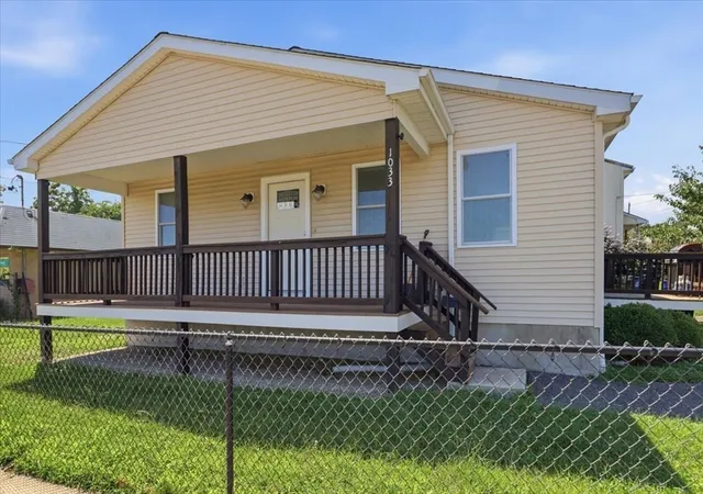 Photo 3 of Sale Pending at 1033 Rodman St, Fall River, MA 02721 | MLS# 73563706 | Listing updated on 2026-10-03