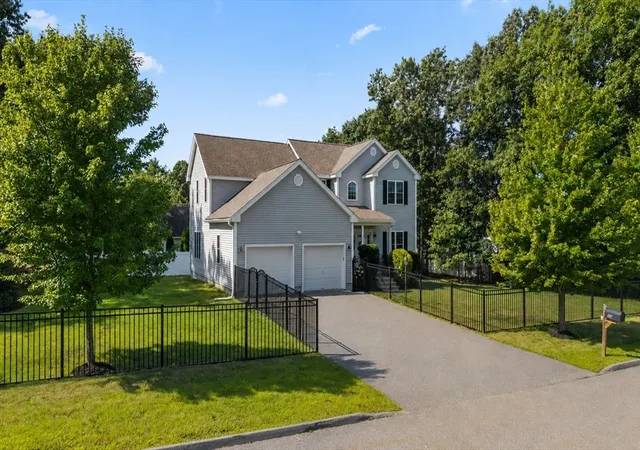 Photo 2 of Sale Pending at 22 W Ledge Rd, Clinton, MA 01510 | MLS# 73569294 | Listing updated on 2026-09-15