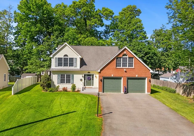 2nd image of 95 Maryland Ave, Lowell, MA 01851 | MLS# 73530446