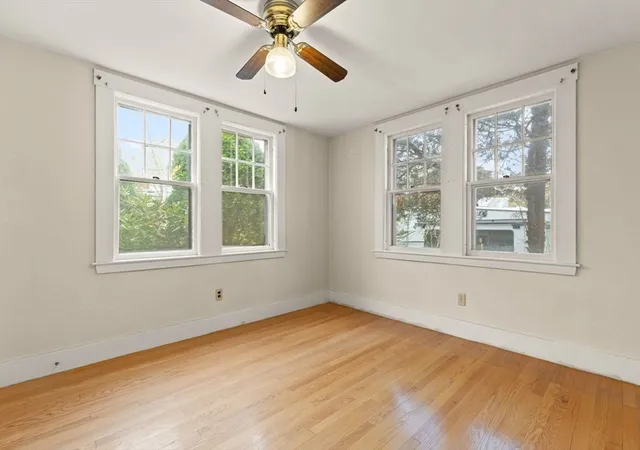 Photo 3 of Single family home for sale at 10 Oak St, Wareham, MA 02571 | MLS# 73451499 | Listing updated on 2026-08-29