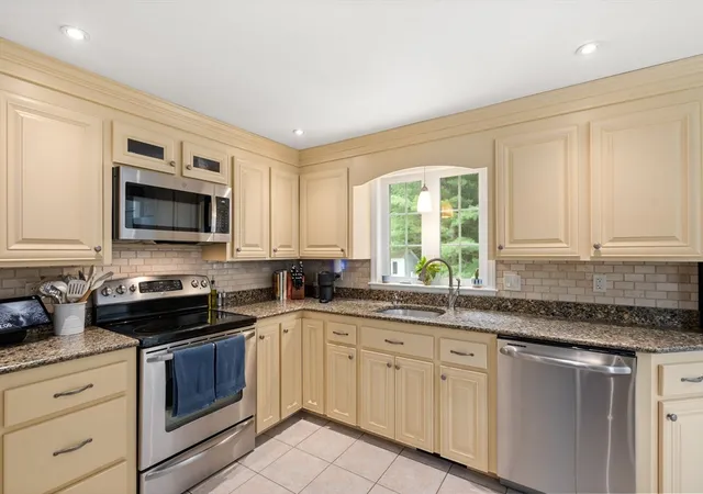 Homes for sale in East Walpole, MA | 15 Killeen Road, East Walpole, MA 02032 | MLS# 73536446