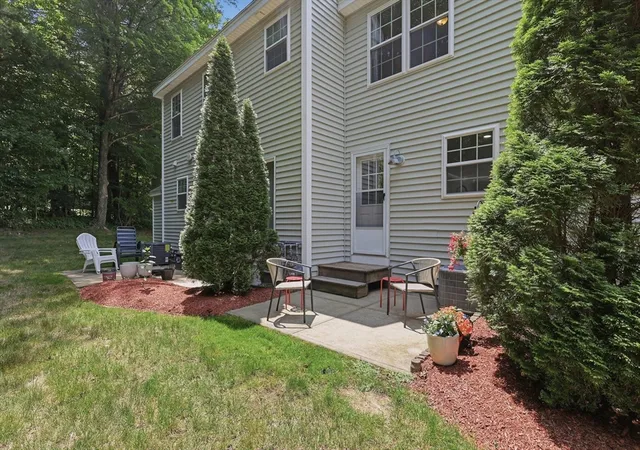 Homes for sale in Groton, MA | 26 Bradley Drive, Groton, MA 01450 | Houzeo
