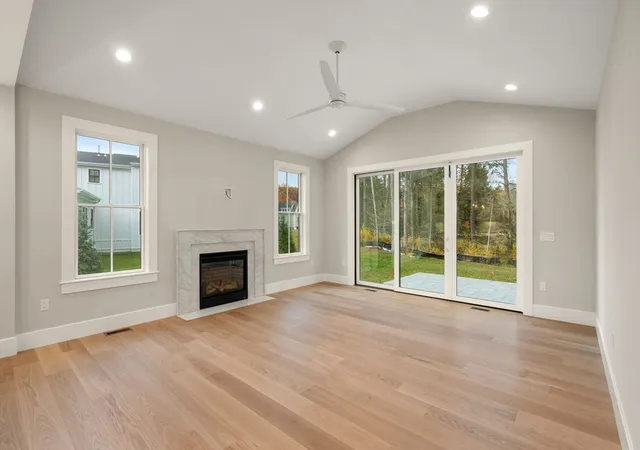 2nd image of 29 Country Farm Rd #29, Framingham, MA 01701 | MLS# 73561952