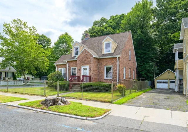 2nd image of 51 David St, Springfield, MA 01104 | MLS# 73566916