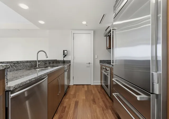 Photo 4 of Condo for sale at 3 Battery Wharf #3501, Boston, MA 02109 | MLS# 73561408 | Listing updated on 2026-10-05