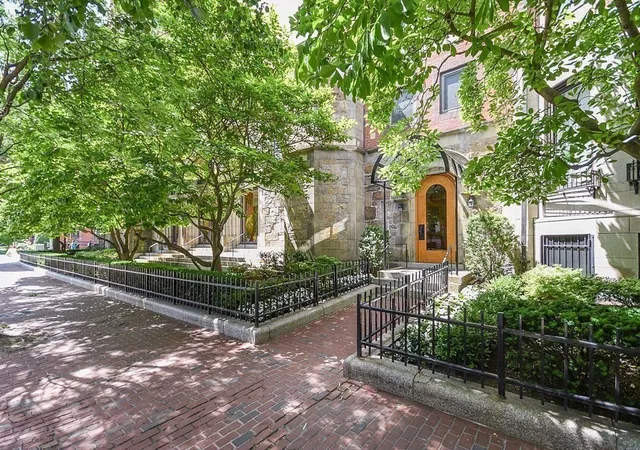 1st image of 492 Beacon #82, Boston, MA 02115 | MLS# 73485479