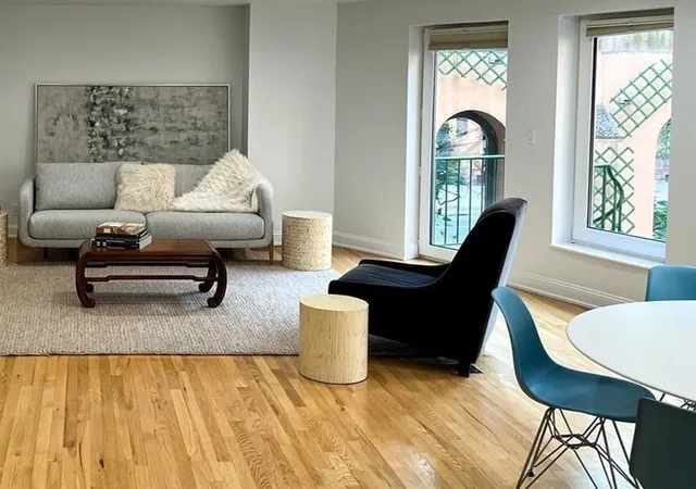 4th image of 492 Beacon #82, Boston, MA 02115 | MLS# 73485479