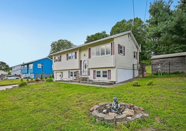 2nd image of 12 Barnard Rd, Lawrence, MA 01843 | MLS# 73565919