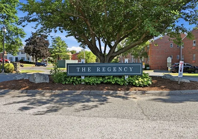 Homes for sale in Agawam, MA | 73 Regency Park Dr #73, Agawam, MA 01001 | MLS# 73537612