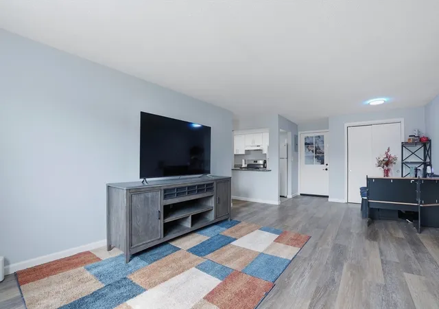 3rd image of 180 Main Street #B34, Bridgewater, MA 02324 | MLS# 73496912