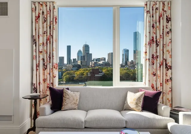 Photo 3 of Condo for sale at 380 Harrison Ave #1118, Boston, MA 02118 | MLS# 73528835 | Listing updated on 2026-10-10