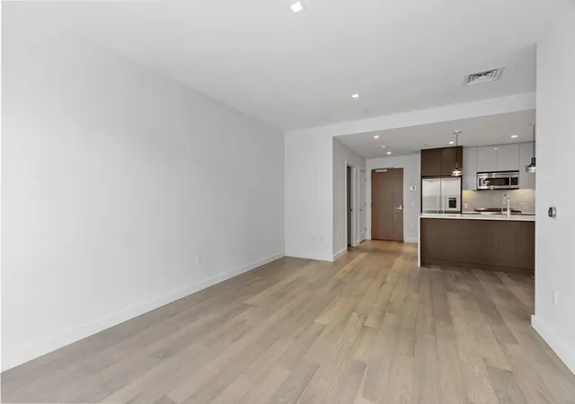 4th image of 375 Canal St #703P, Somerville, MA 02145 | MLS# 73553032