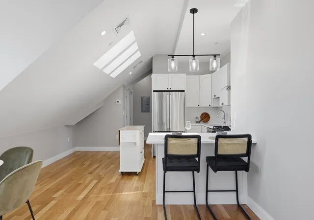 23rd image of 174 Walnut Street #3, Somerville, MA 02145 | MLS# 73530915