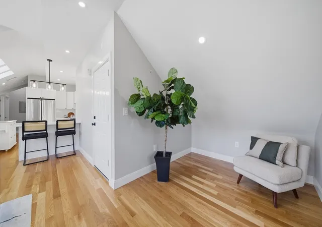 5th image of 174 Walnut Street #3, Somerville, MA 02145 | MLS# 73530915
