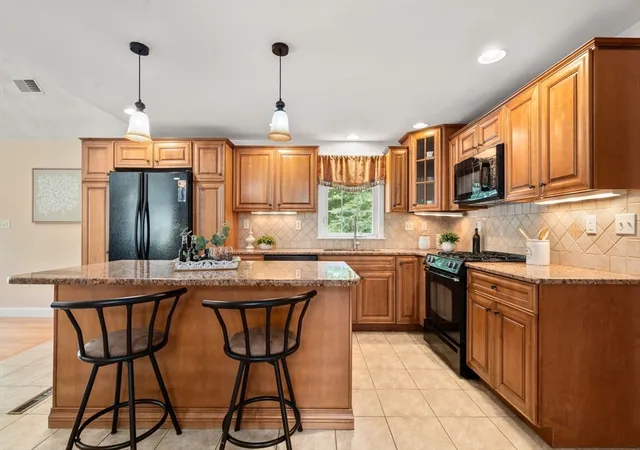 Photo 3 of Single family home for sale at 27 Irene Ave, Billerica, MA 01821 | MLS# 73562638 | Listing updated on 2026-09-13