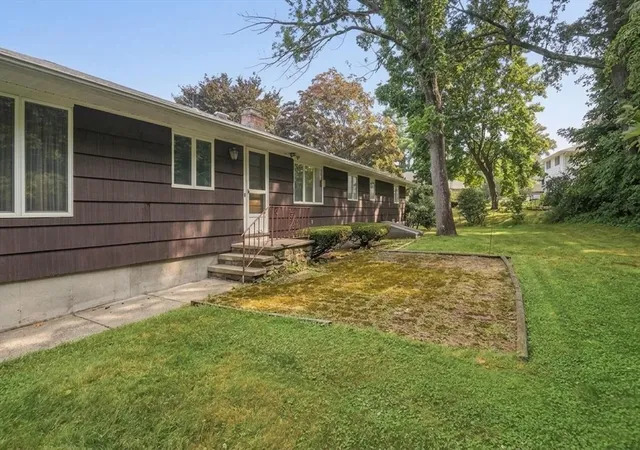 30th image of 52 Thornton Road, Worcester, MA 01606 | MLS# 73557481