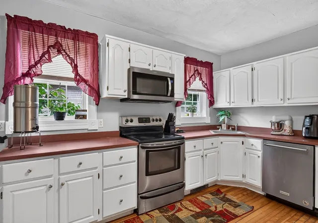 Listing Photo 4 - Condo for sale in building located at 287 Pine St, Gardner, MA 01440