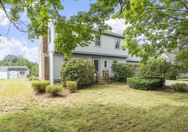 2nd image of 42 Pierce Farm Rd, Fitchburg, MA 01420 | MLS# 73559174