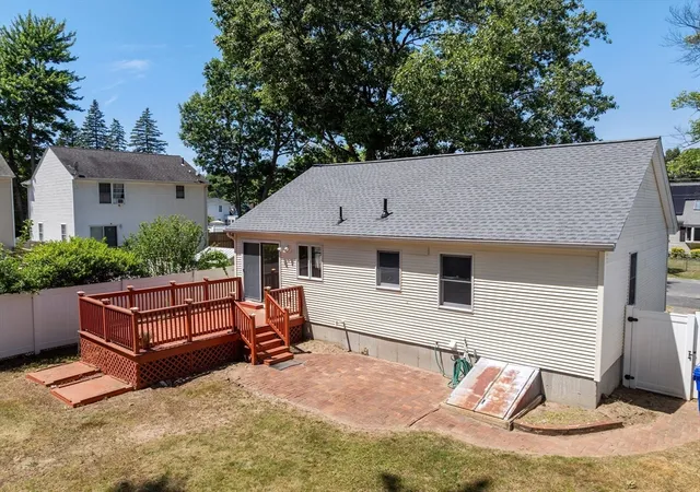 3rd image of 15 Herbert Av, Springfield, MA 01119 | MLS# 73552979