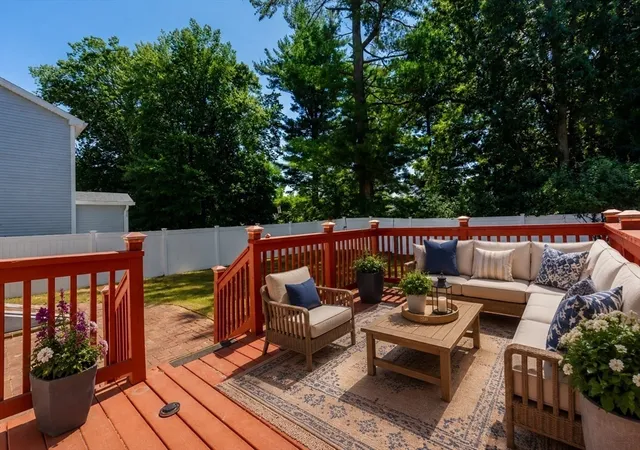 4th image of 15 Herbert Av, Springfield, MA 01119 | MLS# 73552979