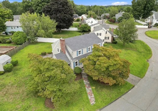Photo 2 of Single family home for sale at 30 Manor Rd, Waltham, MA 02453 | MLS# 73566184 | Listing updated on 2026-09-12