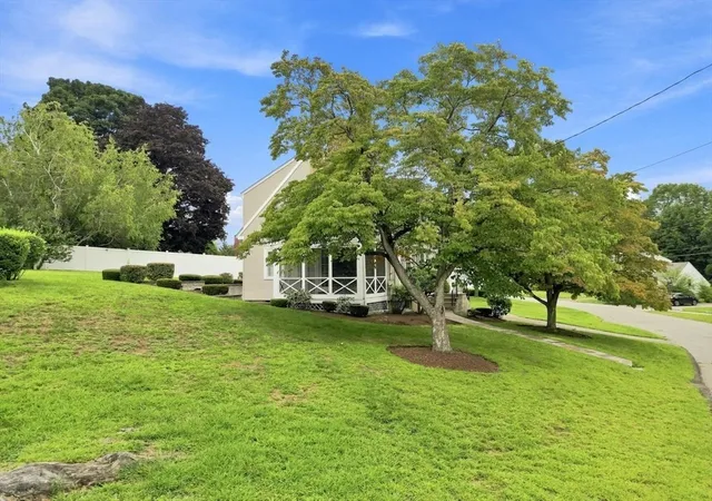 Photo 4 of Single family home for sale at 30 Manor Rd, Waltham, MA 02453 | MLS# 73566184 | Listing updated on 2026-09-12