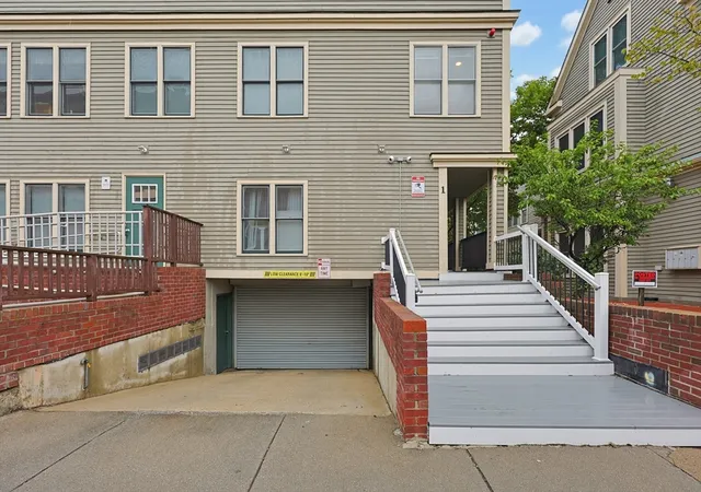 2nd image of 1 Davenport St, Cambridge, MA 02140