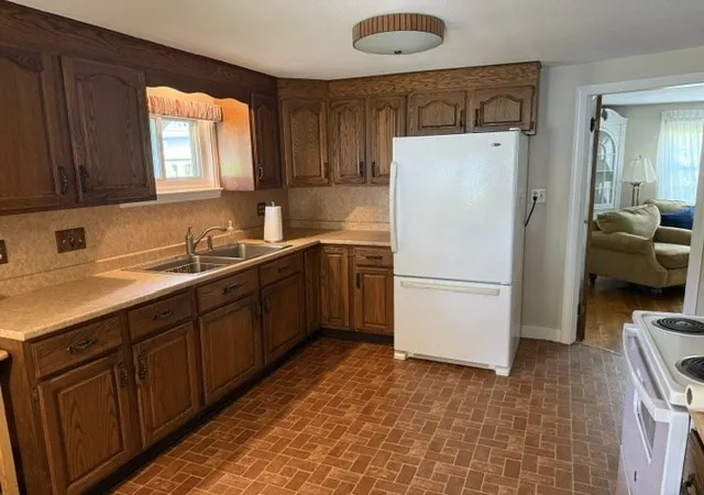 Homes for sale in Longmeadow, MA | 117 Hopkins Pl, Longmeadow, MA 01106 | MLS# 73542790