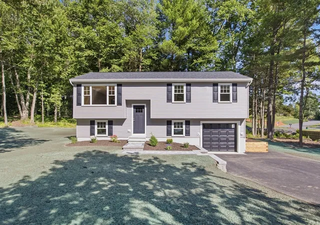 Homes for sale in Leominster, MA | 103 Day St, Leominster, MA 01453 | MLS# 73542293
