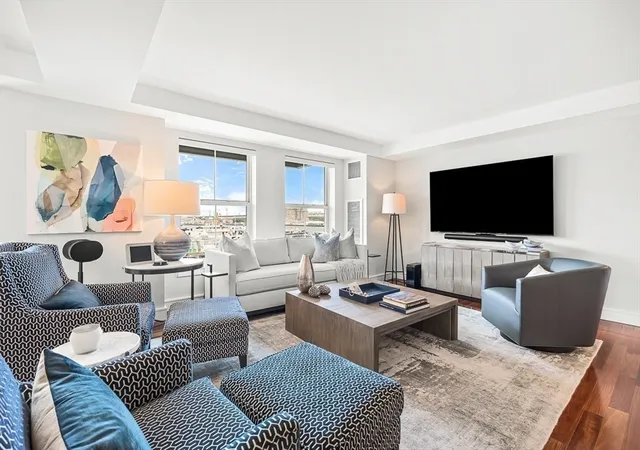 2nd image of 3 Battery Wharf #3303, Boston, MA 02109 | MLS# 73556970