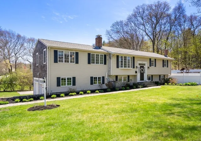 Photo 1 of Sale Pending at 21 French St, Hingham, MA 02043 | MLS# 73510720 | Listing updated on 2026-08-25