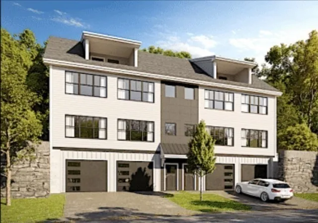 2nd image of 192 1st St, Lowell, MA 01850 | MLS# 73484601