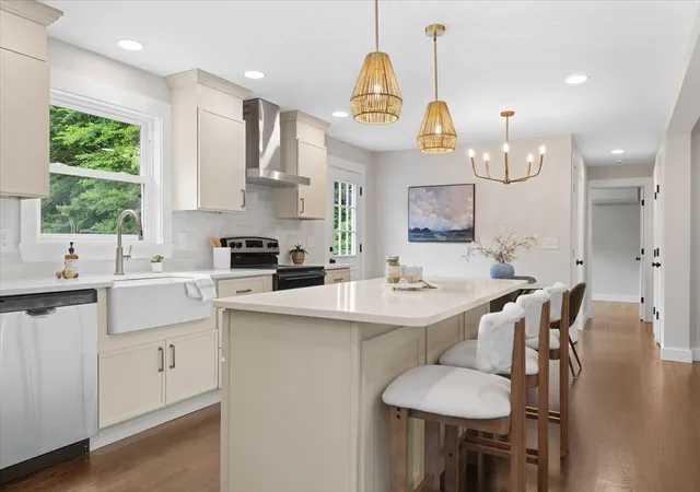Homes for sale in Charlton, MA | 18 Ramshorn Road, Charlton, MA 01507 | MLS# 73543668