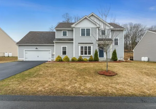 Homes for sale in Grafton, MA | 14 Elmrock Dr, Grafton, MA 01536 | MLS# 73497798