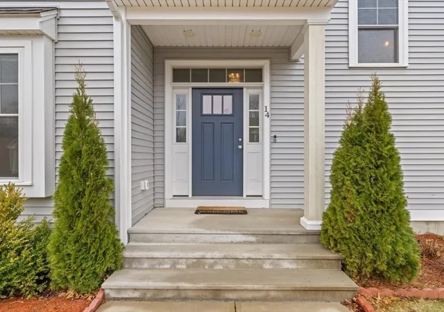 Homes for sale in Grafton, MA | 14 Elmrock Dr, Grafton, MA 01536 | MLS# 73497798