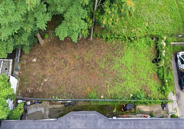1st image of 18 Glenburne St, Dorchester, MA 02121 | MLS# 73559010