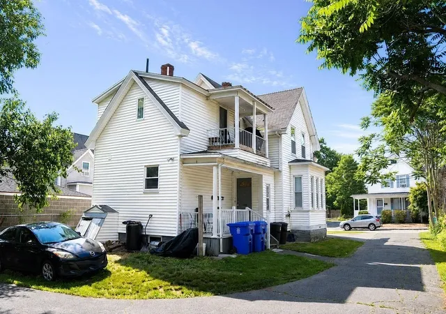 22nd image of 10 State St, Taunton, MA 02780 | MLS# 73537101