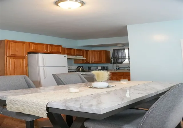 4th image of 10 State St, Taunton, MA 02780 | MLS# 73537101