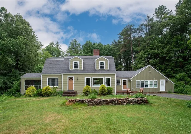 1st image of 2 Pinehurst Dr, Boxford, MA 01921 | MLS# 73541623