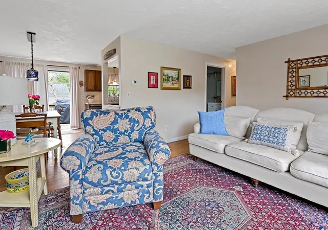 Photo 4 of Sale Pending at 7 Bonnie Briar Rd, Osterville, MA 02655 | MLS# 73531923 | Listing updated on 2026-07-29