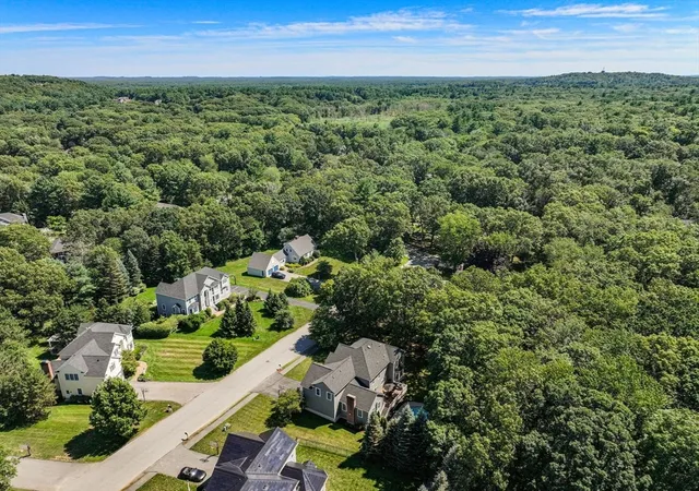 40th image of 22 Thistle Road, North Andover, MA 01845 | MLS# 73559888