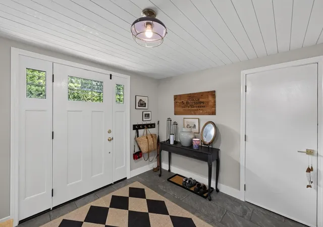 Photo 3 of Single family home for sale at 125 Alpha St, North Dartmouth, MA 02747 | MLS# 73564175 | Listing updated on 2026-09-28