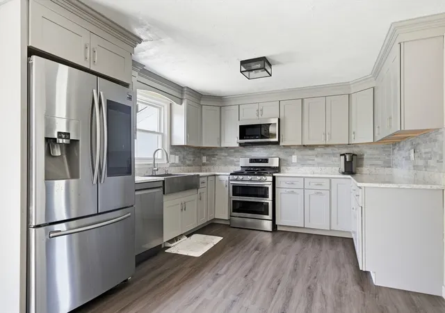 2nd image of 7 Sheldon St, Methuen, MA 01844 | MLS# 73556263