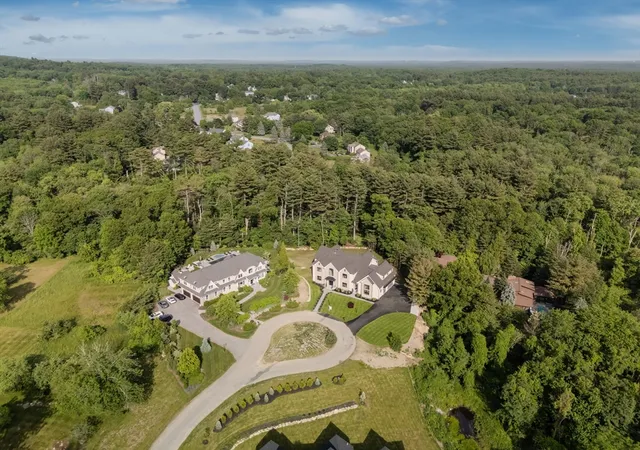 42nd image of 7 Cider Hill Way, Andover, MA 01810 | MLS# 73542515