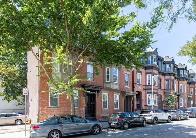 Listing Photo 4 - Condo for sale in building located at 159 I St, Boston, MA 02127 - Unit #1