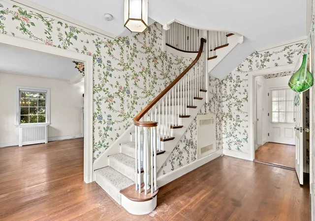 Photo 3 of Sale Pending at 25 Hundreds Cir, Wellesley, MA 02481 | MLS# 73551561 | Listing updated on 2026-08-28