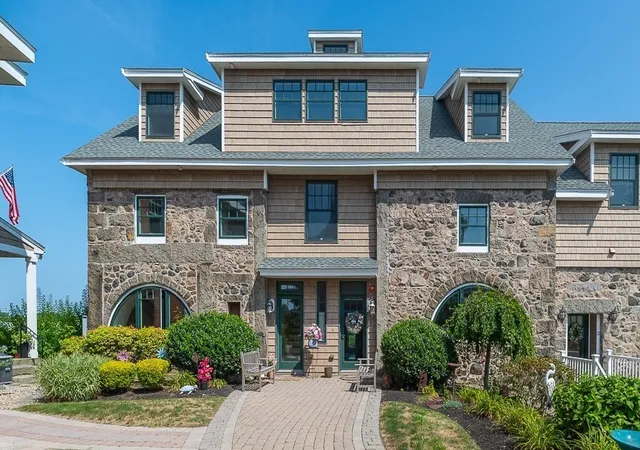 2nd image of 152 Water St #13, Danvers, MA 01923 | MLS# 73505209