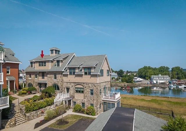 3rd image of 152 Water St, Danvers, MA 01923